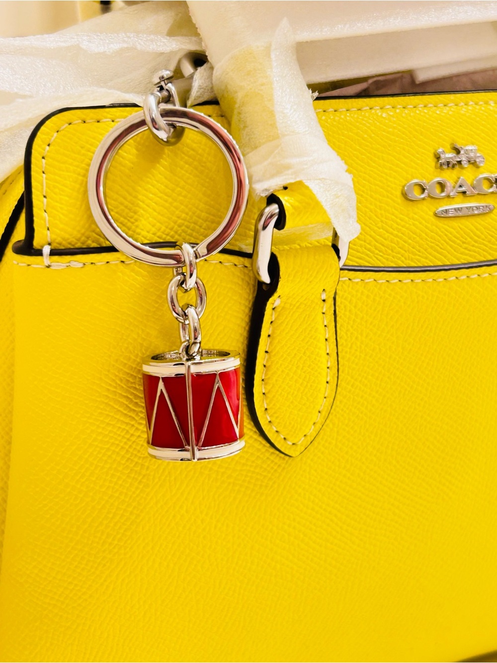 EXTREMELY RARE Coach Y2K Red Drum Keychain/ Bag Charm - Picture 8 of 16